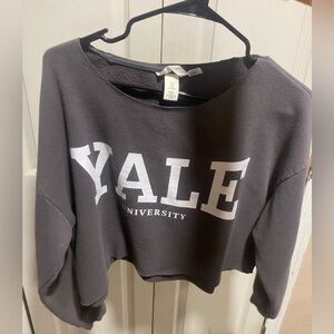 Yale cropped crew neck